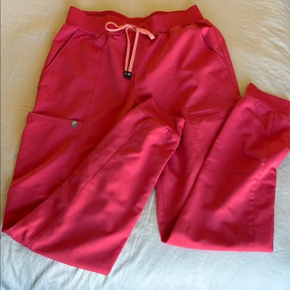 Fabletics Pink Gelato Women's scrub joggers only - Picture 3 of 5